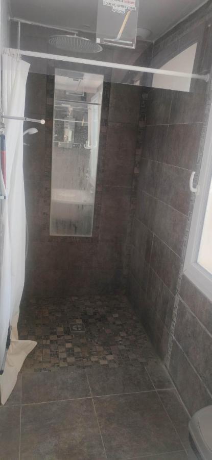 רוקמור Logement Entier A 15 Mn D'Avignon, 10Mn D'Orange Deux Chambres מראה חיצוני תמונה